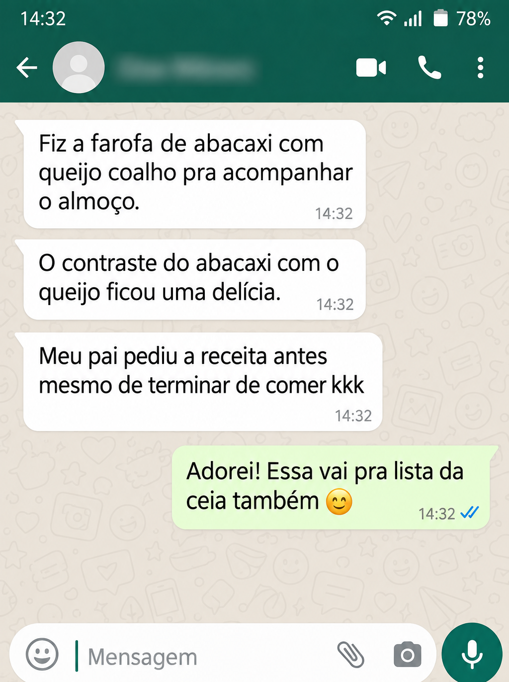 Farofa de abacaxi com queijo coalho